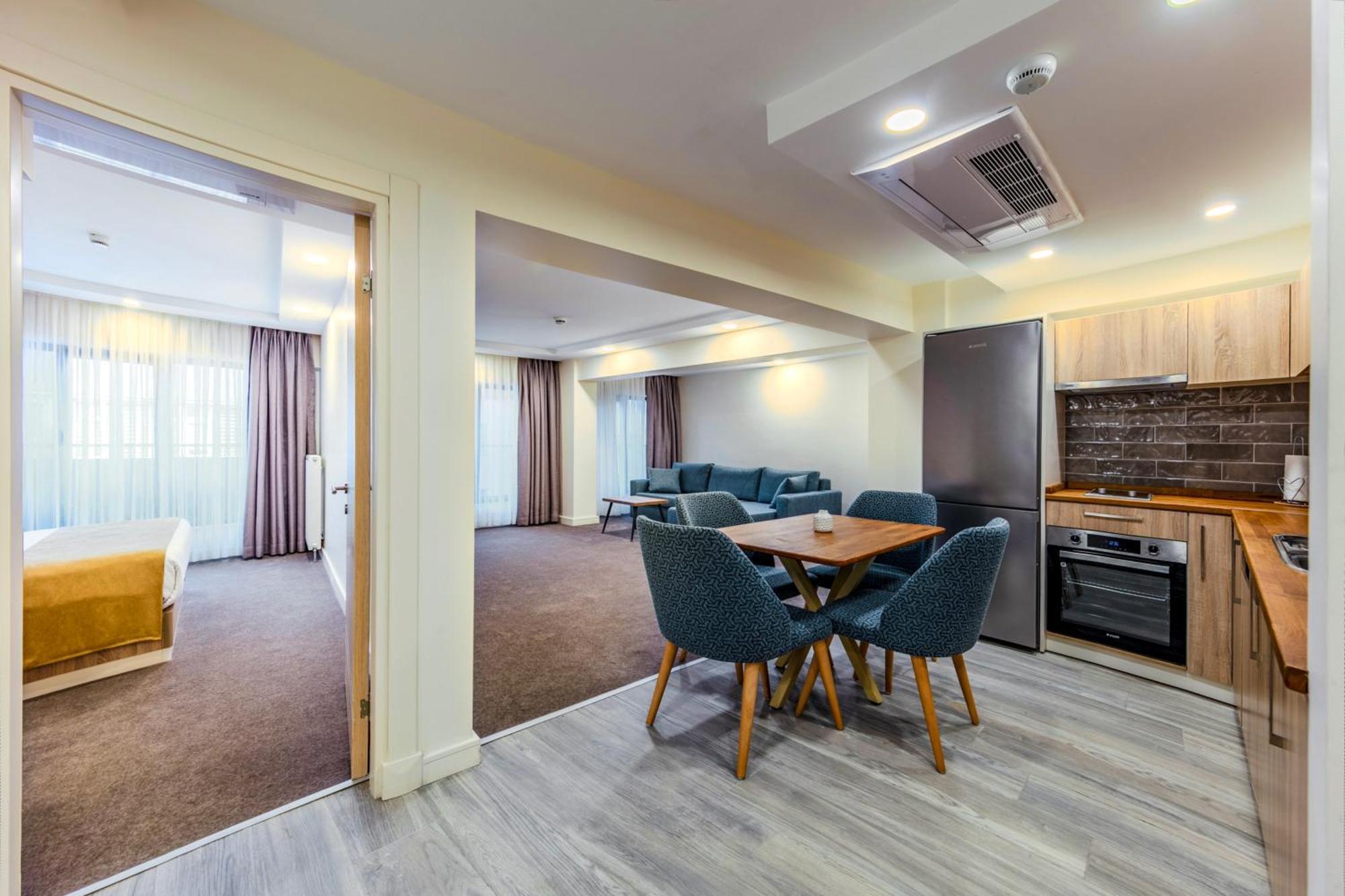 Roys Hotel & Suites อิสตันบูล ภายนอก รูปภาพ