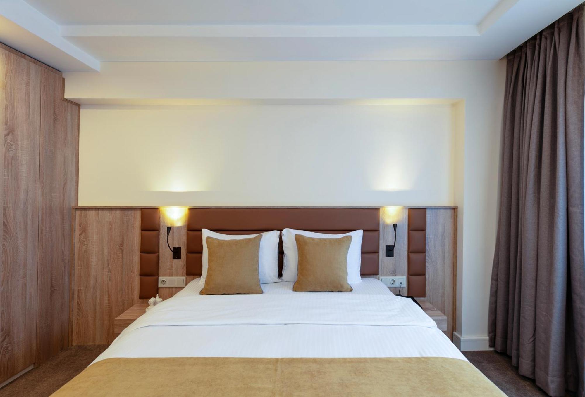 Roys Hotel & Suites อิสตันบูล ภายนอก รูปภาพ